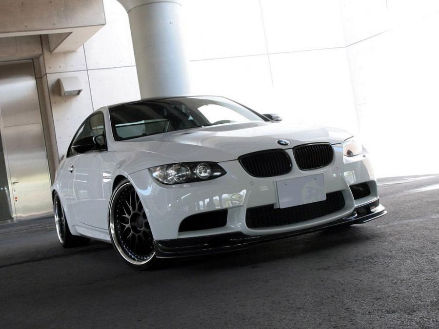  BMW M3 by 3D Design 2008 года  (фото 3 из 7)